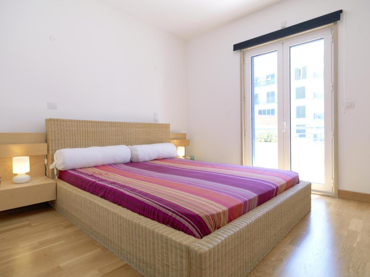 Lejlighed Flh - Restelo Spacious Duplex With View *