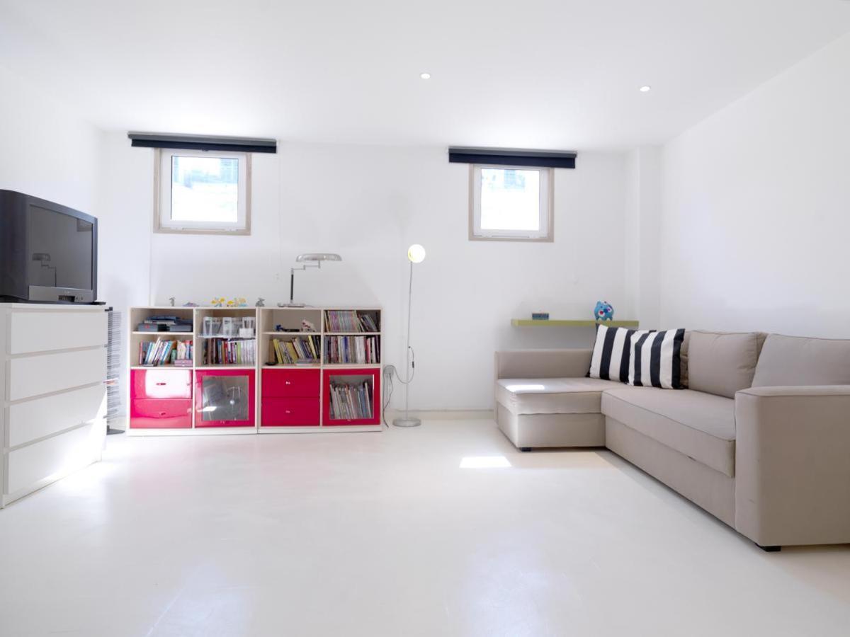 Lejlighed Flh - Restelo Spacious Duplex With View *